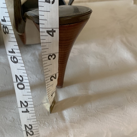 Marc Fisher Color Block Slingback’s - Picture 9 of 10